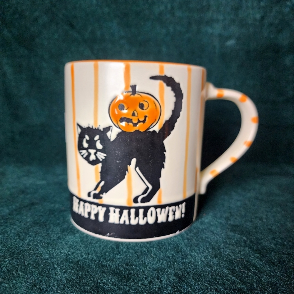 Vintage style Halloween Coffee Mug